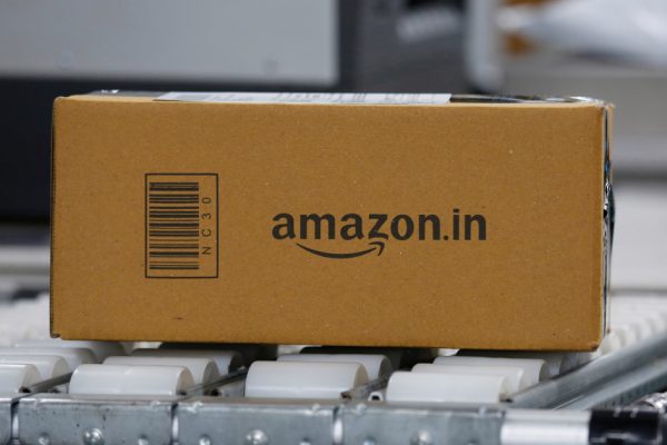 Amazon убирает коврики с индуистскими богами с сайта на фоне возмущения
