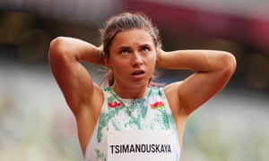  Кристина Цимановская из Беларуси реагирует после участия в гонке. (Фотография: Александра Шмигель / Reuters) 