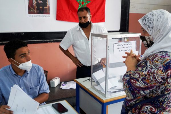 Правящая партия Марокко потерпела сокрушительное поражение от либеральных соперников